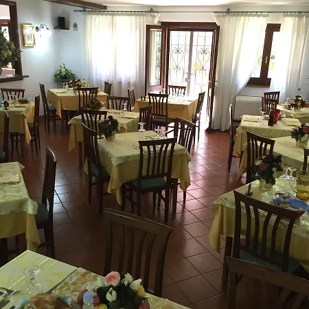 Dafne Hotel