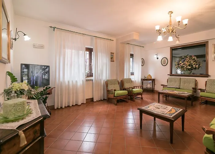 Dafne Hotel 3*